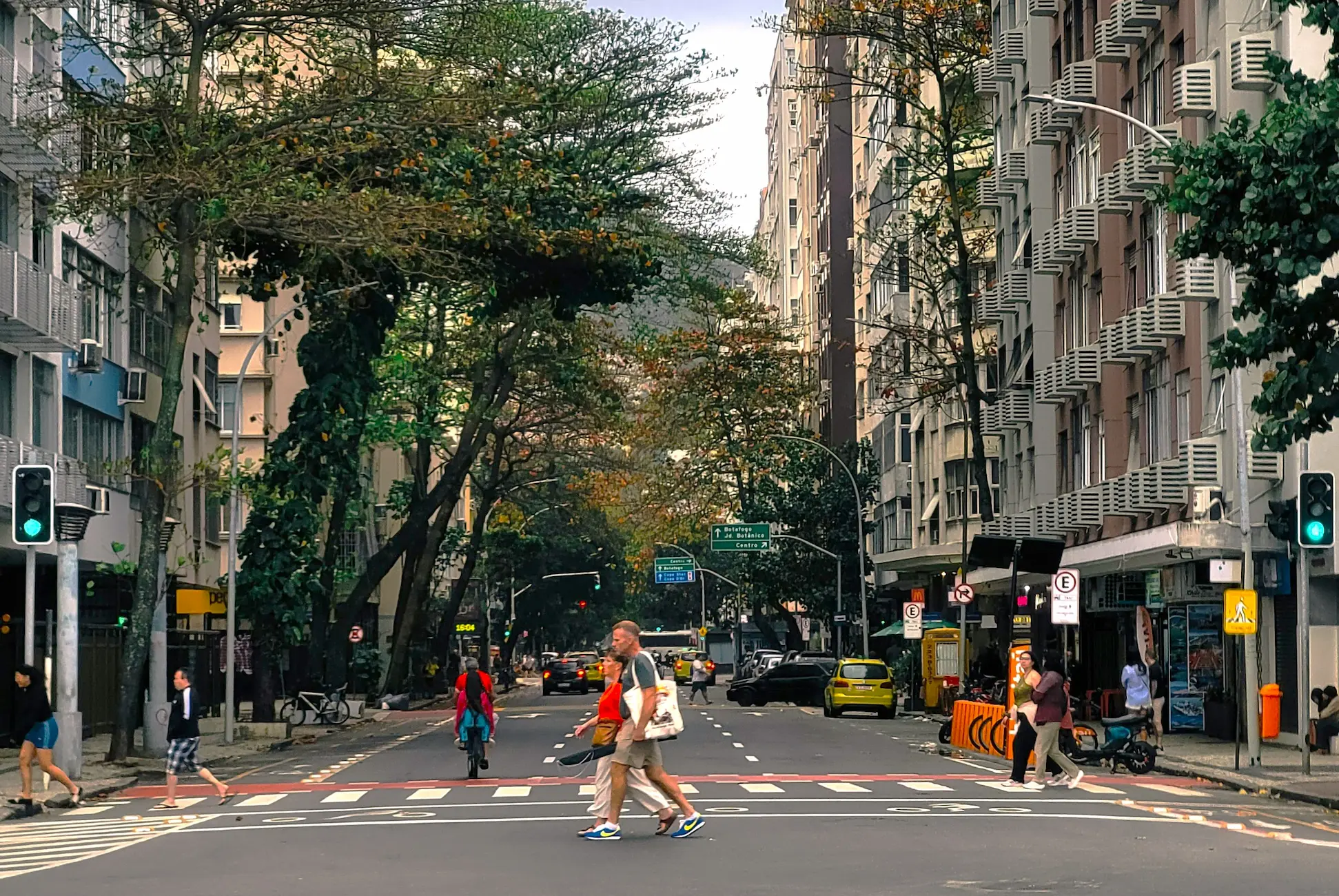 Google Earth Engine: Ferramenta Essencial para Análise Geoespacial Urbana