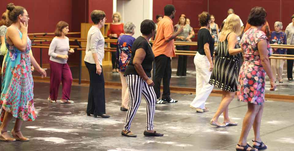 Transforme Suas Aulas: IA para Gestão e Análise de Movimento na Dança