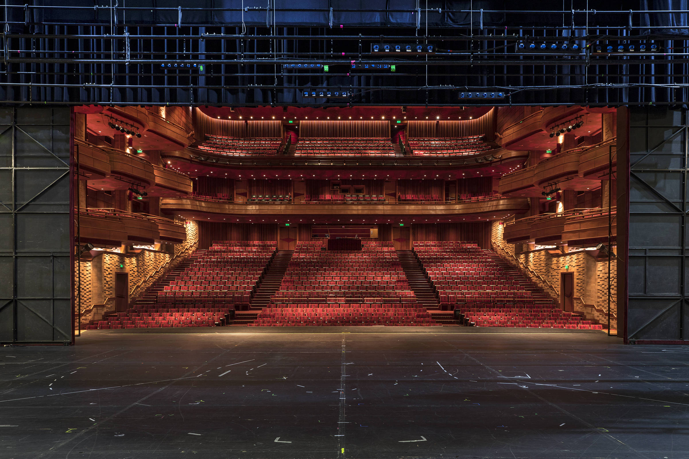 Estratégias de backlinks para aumentar a autoridade de teatros online